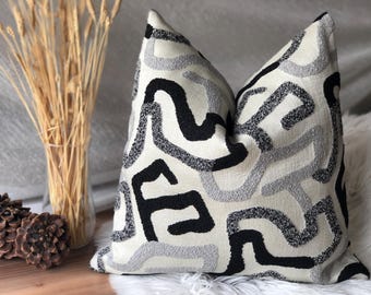 Cream Black Linen Throw Pillow, Boucle Pillow Case, Cozy Pillow Cover, Decorative Pillow, Sofa Cushion Cover, Linen Lumbar Pillow Cover