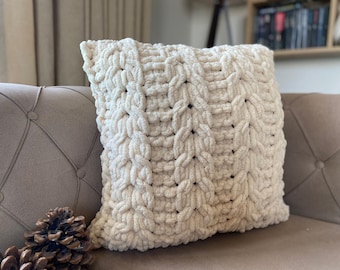 Warm Cream Hand Knit Pillow Cover, Chunky Hand Knit Pillow Cover, Cable Knit Pillow Case, Home Decorative, Knitted Throw Pillow