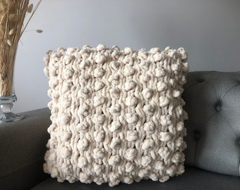 Warm Cream Hand Knit Pillow Cover, Chunky Hand Knit Pillow Cover, Cable Knit Pillow Case, Knitted Throw Pillow