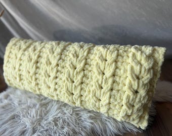 Yellow Hand Knit Pillow Cover, Chunky Hand Knit Pillow Cover, Cable Knit Pillow Case, Home Decorative, Knitted Throw Pillow