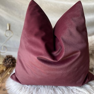 Burgundy Luxury Velvet Pillow Cover for Sofa, Soft Cushion, Decorative Custom Accent Pillow Case, Lumbar Throw Pillow