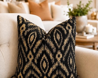 Black Gold Pillow Cover, Luxury Velvet Cushion Cover, Designer Throw Pillow,Modern Boho Decor,Neutral Living Room Pillow,Sofa Accent Cushion
