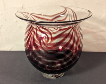 Beautiful A. Fruman Purple Glass Art Vase in great condition made in 1983
