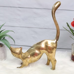 Large Heavy Brass Cat Figure, MCM Cat, Brass Cat Figurine Cat Lover Gifts, Cat Figurines, Cat Figure, Bookshelf Decor, Wonderbox Vintage