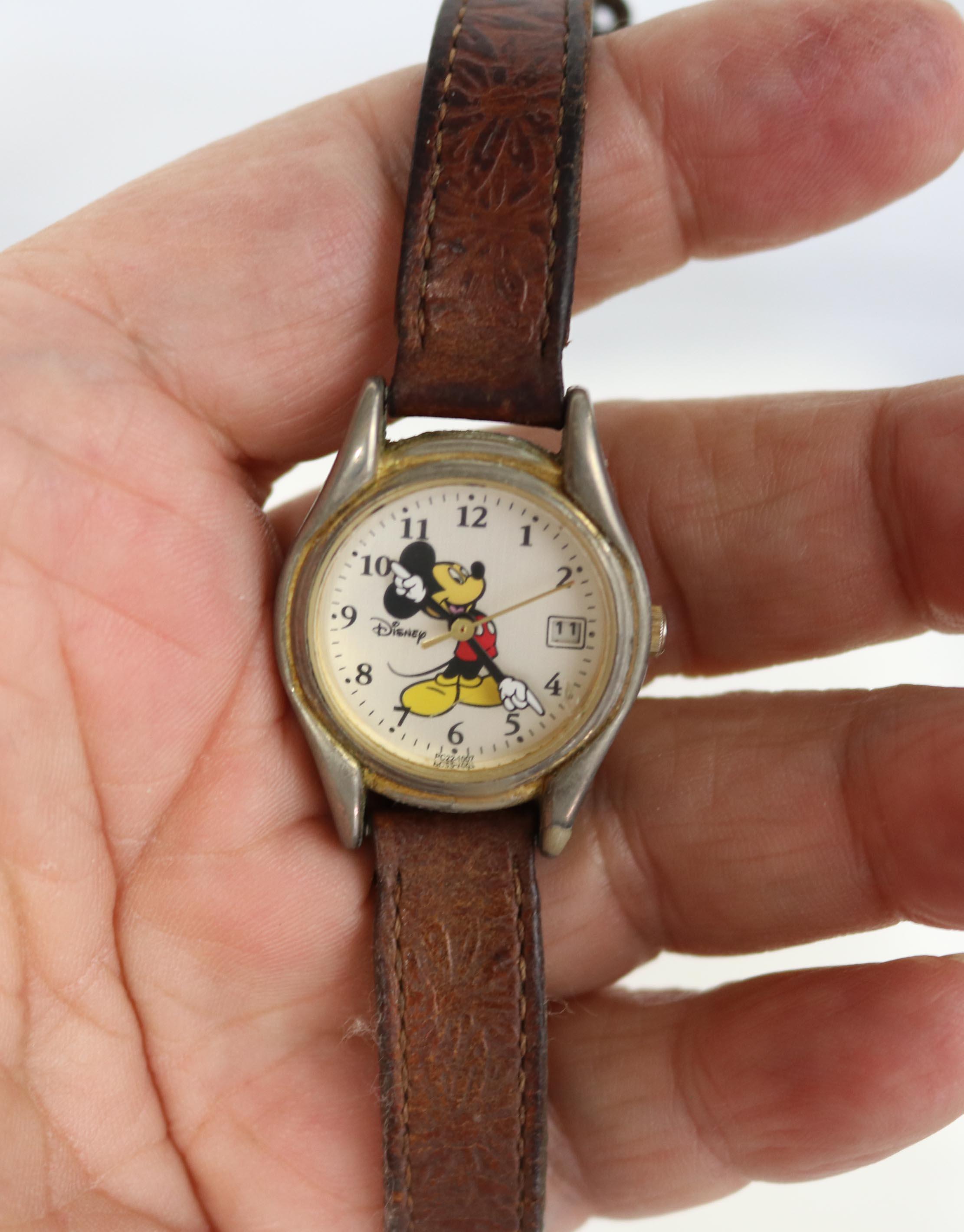 Disney Retired Lorus Womens Mickey Mouse Watch Vintage Gold Coin Mickey Mouse Lorus Watch, | Mercari main image 2
