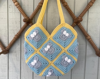 Cinderella - Adorable Handmade crocheted Mickey Mouse Cinderella inspired Disney shoulder bag