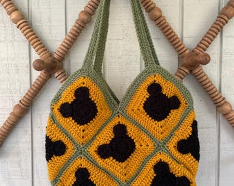 Pluto - Adorable Handmade crocheted Mickey Mouse Pluto the Dog inspired Disney shoulder bag