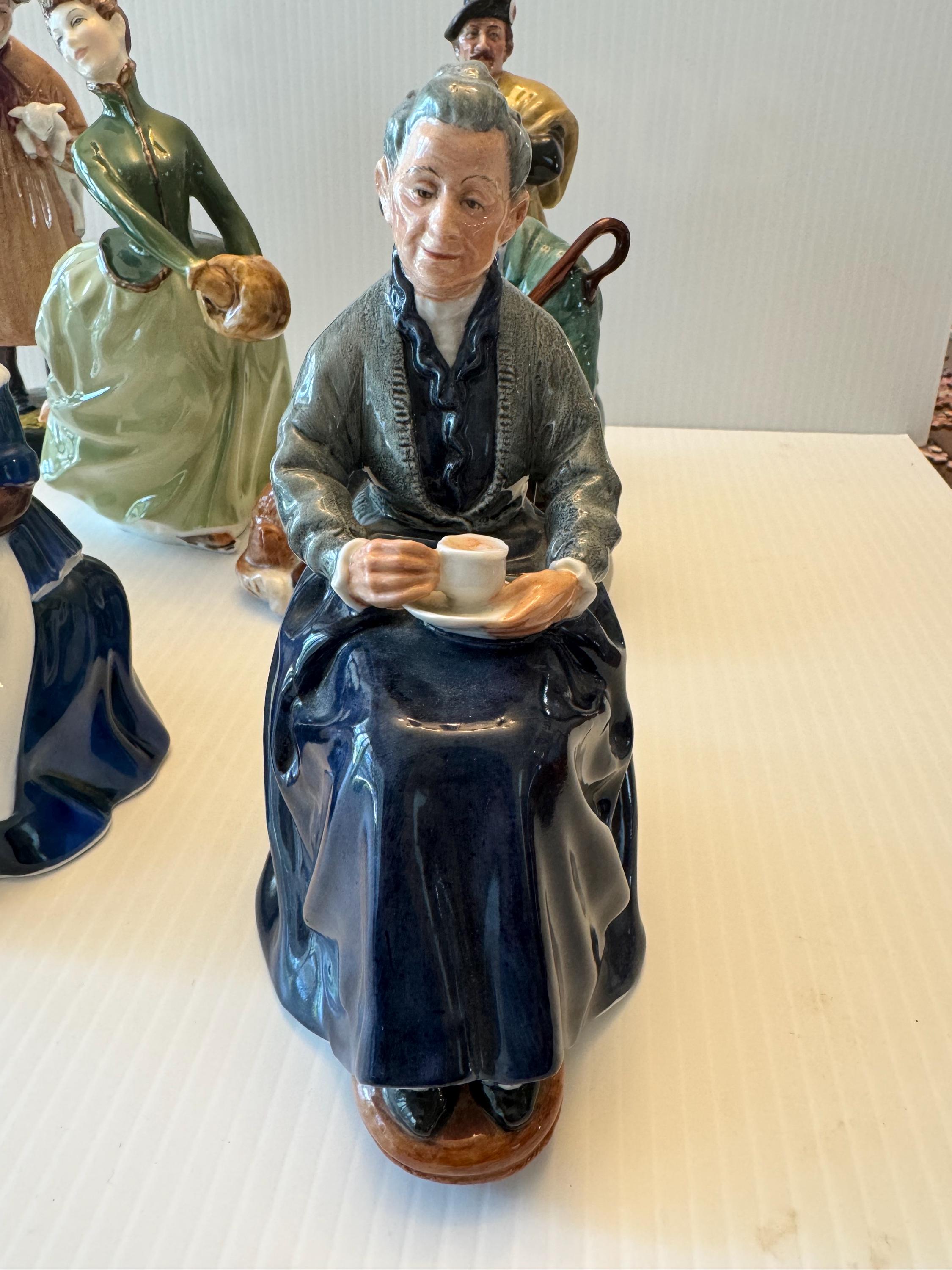 Vintage Royal Doulton Figurine Set - Etsy Vintage Royal Doulton Figurine Set - Etsy