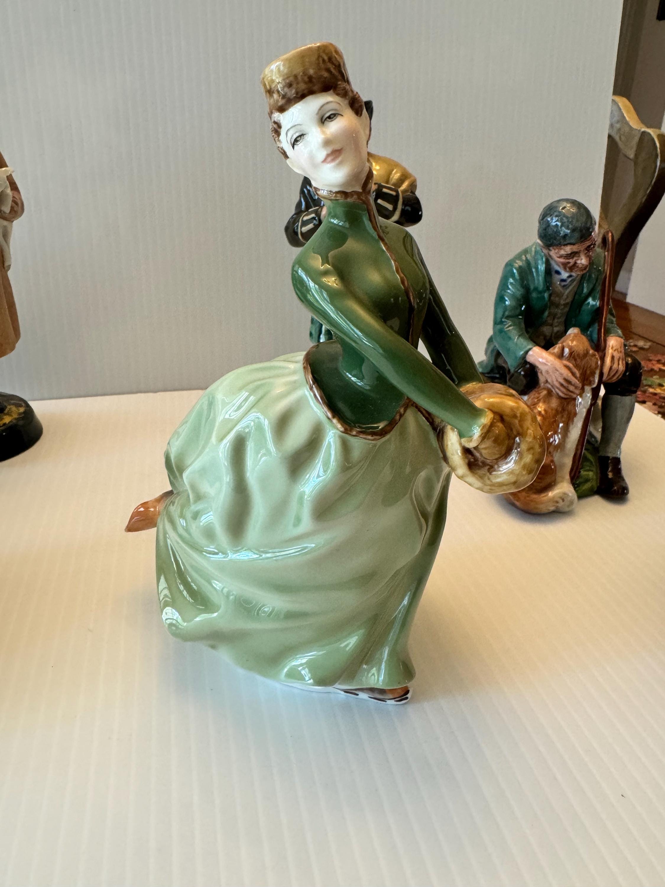 Vintage Royal Doulton Figurine Set - Etsy