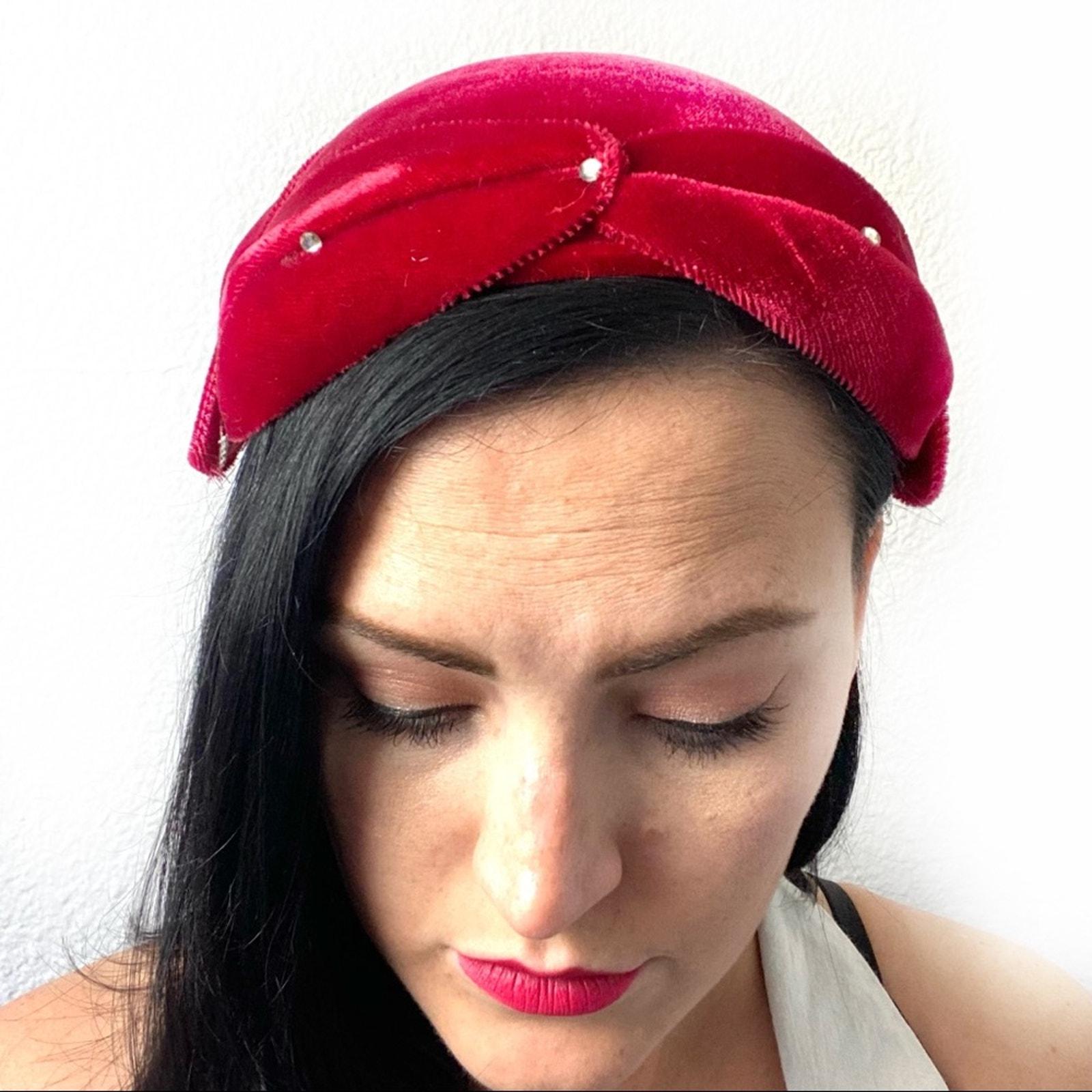 Vintage Red Rhinestone Toque Turban Capulet Hat - Etsy display picture 1