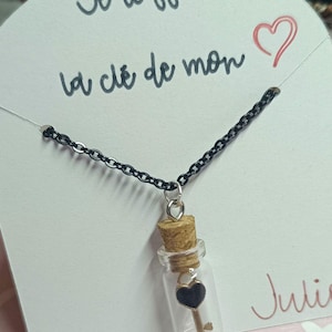 Duo necklaces couple or best friend bff heart and its key in a vial Valentine&#39;s Day meeting anniversary heart love friendship gift