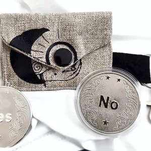 divination piece and its practical pouch, Ouija yes/no keychain, divination decision token, magic, clairvoyance, spirituality, hand-stitched