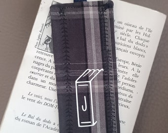 Marque page homme avec initiale du prénom idée cadeau lecteur papa papy parrain garçon cousu main