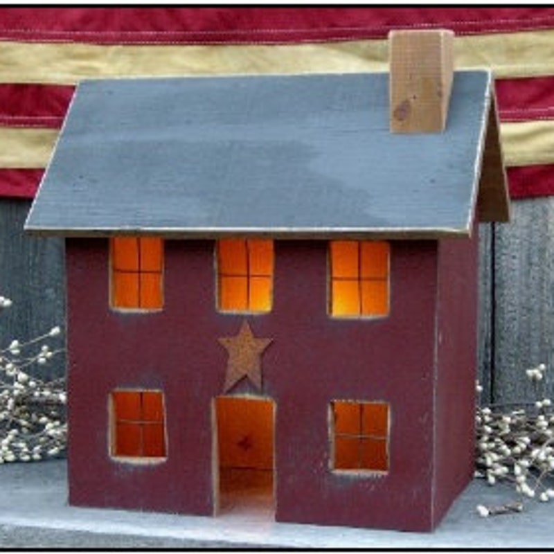 primitive saltbox house for the 4 th of july
