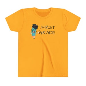First Day of First Grade Youth Short Sleeve Tee 1st Grade T-Shirt Back to School TShirt First Day of School 1st Grade Kids Graduation Shirt