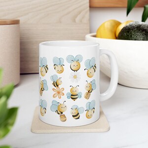 Honeybee Ceramic Mug - Perfect Gift for Nature Lovers, Cute Bee Pattern, Coffee Cup for Spring and Summer, Bee Lover Gift