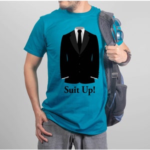 HIMYM Suit Up T-Shirt: Legendary Men&#39;s Graphic Tee