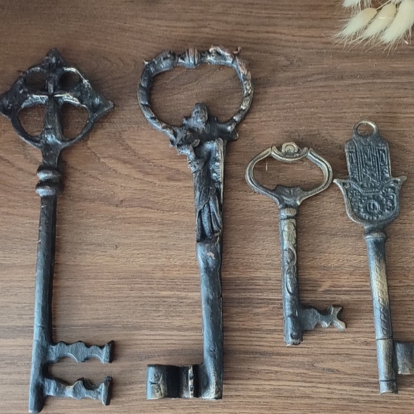 Solid Skeleton Key, Skeleton Cross Key, Cross Gift, Wall decoration,Key, Wall Art,Magic key, Wedding Favors Antique Style,Rustic, Home Decor