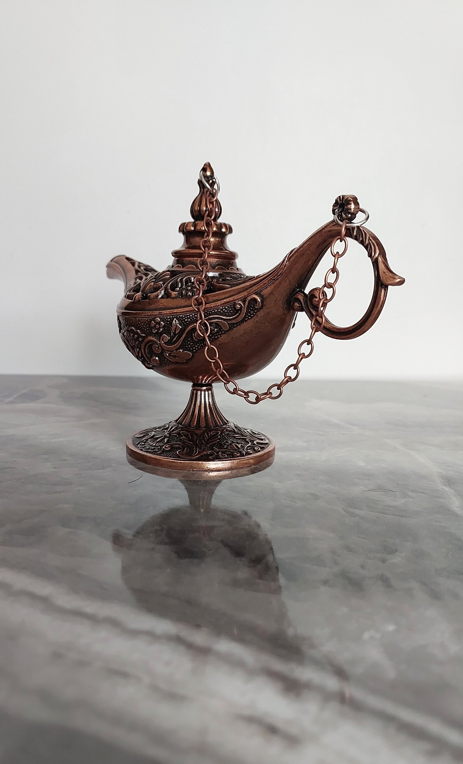 Hand-Carved Genie Lamp Incense Burner - Vintage Bronze Decor For Home, Meditation & Gifts