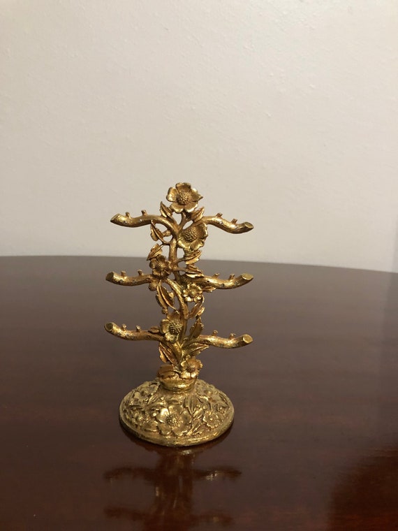vintage earring stand Gem