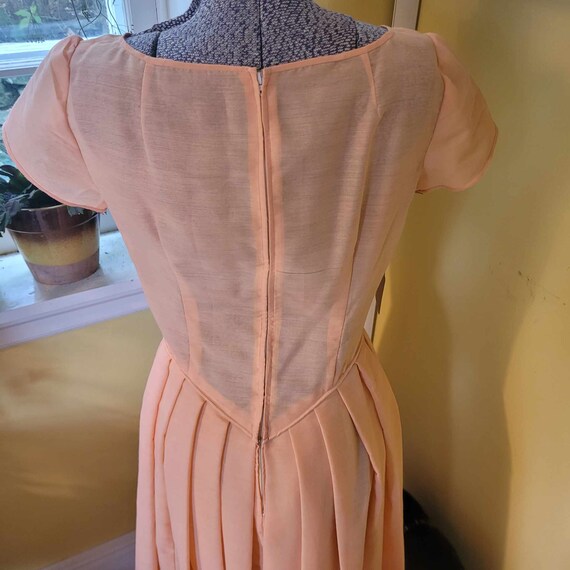 1960's Handmade peach Tea dress with pleated skir… - image 4