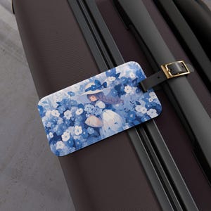 Kawaii Gepäckanhänger, süßes Anime Mädchen in Blau, Kawaii Schlüsselanhänger, Reisetasche Zubehör, einzigartige Gepäck-ID, Rucksack-Charm