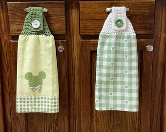 Disney's Mickey & Minnie Mouse Spring Set of (2) 100% Cotton Hanging Crochet Top Hand Towels