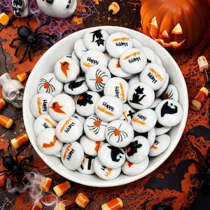 Schokolinsen Halloween | Bedruckte Schokolinsen mit Katzen, Geistern | Halloweensüßigkeit | Süßes oder Saures