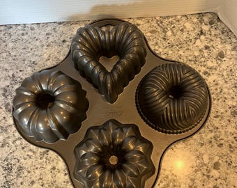 Nordic Ware Bundt quartet cake pan