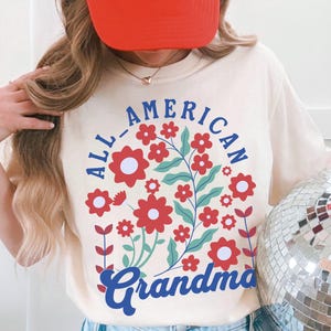 July 4th Grandma Shirt, Gift for Grandma, July 4th Shirt,  Pregnancy Announcement Shirt, Grandma to Be, Future Grandma Shirt, Comfort Colors