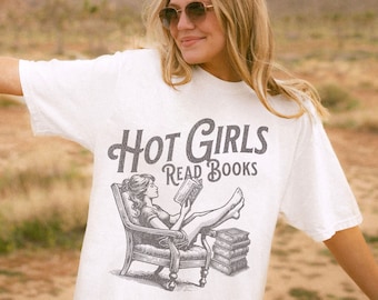 Hot Girls Read Books Shirt, Bookish T-Shirt, Funny Booktok Tee, Book Lover, Romantasy, Book Merch, Gift for Reader, Gift for Girlfriend