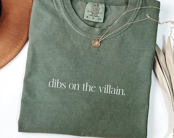 Dibs on the Villain Comfort Colors® Sweatshirt, Dark Romance Book Lover Shirt, Fantasy Book Merch T-Shirt, Gift for Reader, Villain Era