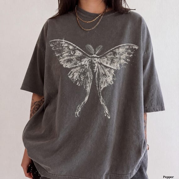 Luna Moth Shirt, Grunge Punk Comfort Colors Horror Tee, Dark Cottagecore, Oversized Vintage 90s Shirt, Boho Spooky Womens Halloween Tshirt