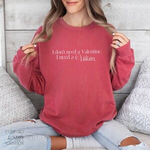 Villain Valentine's Day Comfort Colors® Sweatshirt, Romantasy Book Lover Shirt, Funny Fantasy Booknerd T-Shirt, Gift for Reader, Bookworm Bild 2