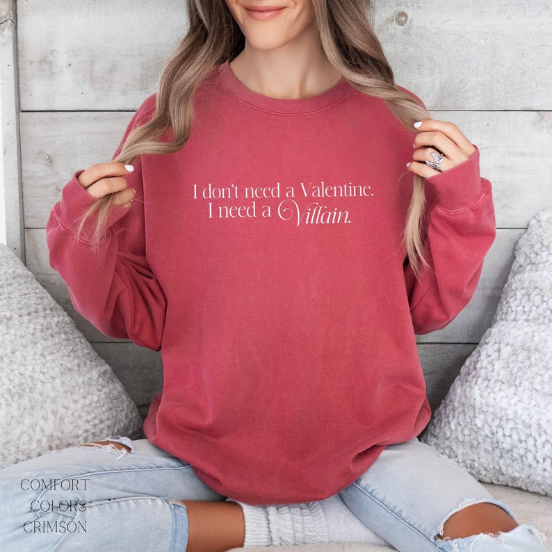 Villain Valentine's Day Comfort Colors® Sweatshirt, Romantasy Book Lover Shirt, Funny Fantasy Booknerd T-Shirt, Gift for Reader, Bookworm Bild 2