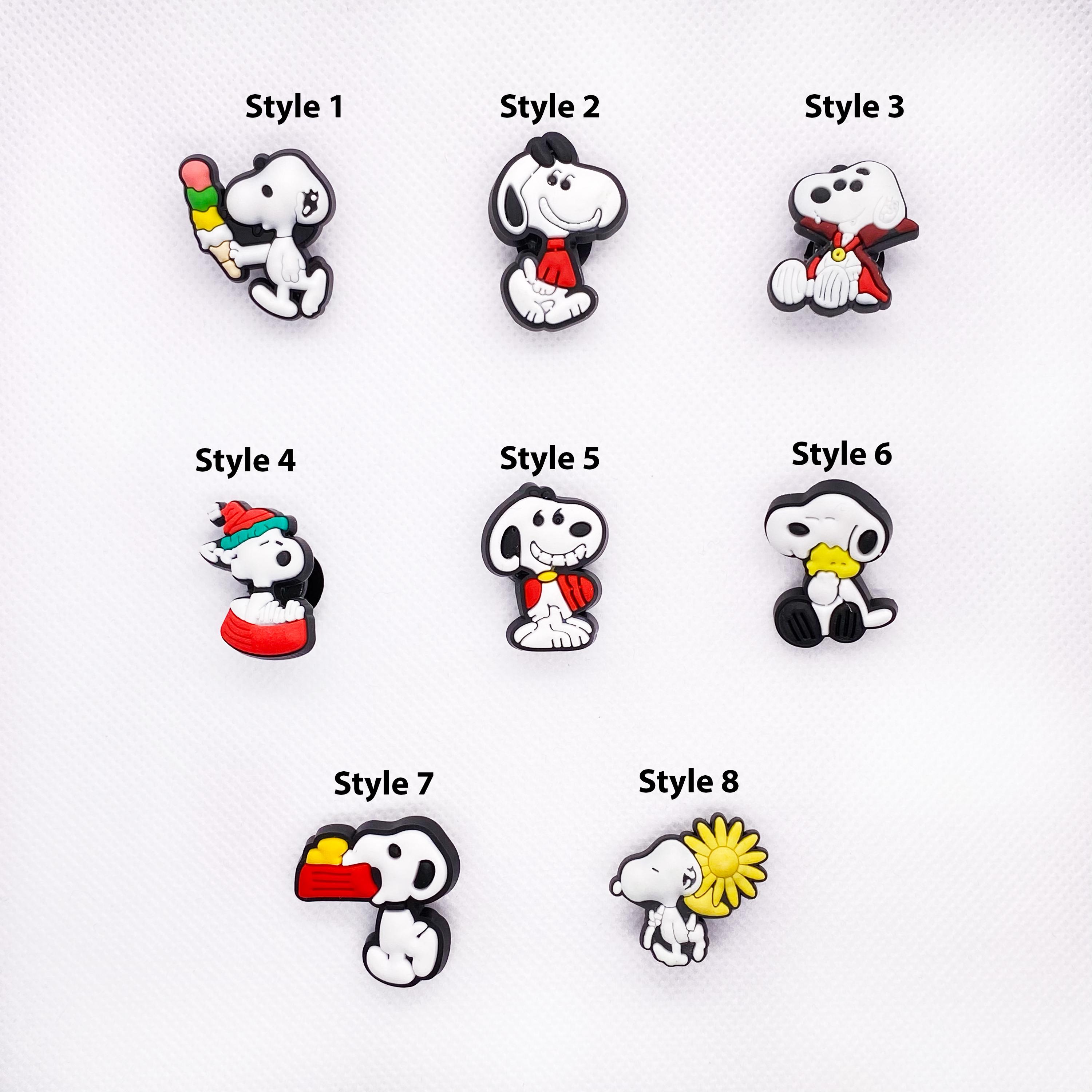 Crocs snoopy discount