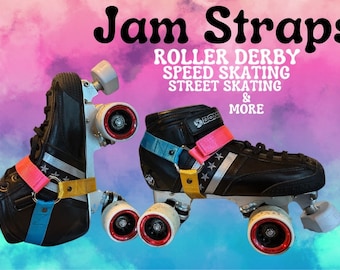 Puede incluir: Dos patines de cuatro ruedas negros con correas de colores en rosa, azul y amarillo. El texto Jam Straps, ROLLER DERBY, SPEED SKATING, STREET SKATING & MORE aparece sobre los patines con un fondo degradado en rosa y azul.