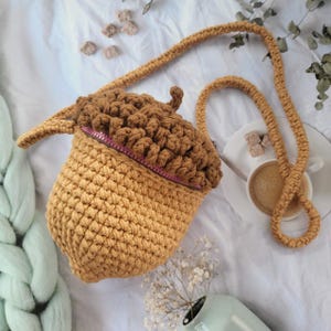 Handmade Acorn Crossbody Bag/ Handheld Acorn Purse/ Acorn Charm Pendant – Cute&Unique, Perfect for Kids as Candy Bag, Loved by Little Ones