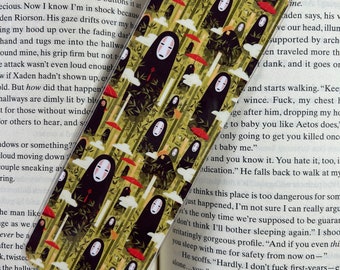 Faceless Spirit - süßes laminiertes Lesezeichen | Waldgeist Ghibli inspiriertes Lesezeichen | Lesezeichen im Anime Stil | literarisches Accessoire | literarisches Geschenk