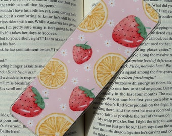 Strawberry Lemonade Daisy Bookmark - spring bookmark | pastel colour bookmark | cute strawberry bookmark | bookish accessory | cute fruit