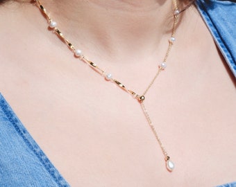 Asymmetrical Pearl Necklace with Gold Filled Twisted Chain - Statement Jewelry, Unique Design, Handmade