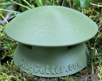 Trampa para babosas de jardín con forma de cúpula. Trampa resistente para proteger flores y hortalizas. Discreta y eficaz.
