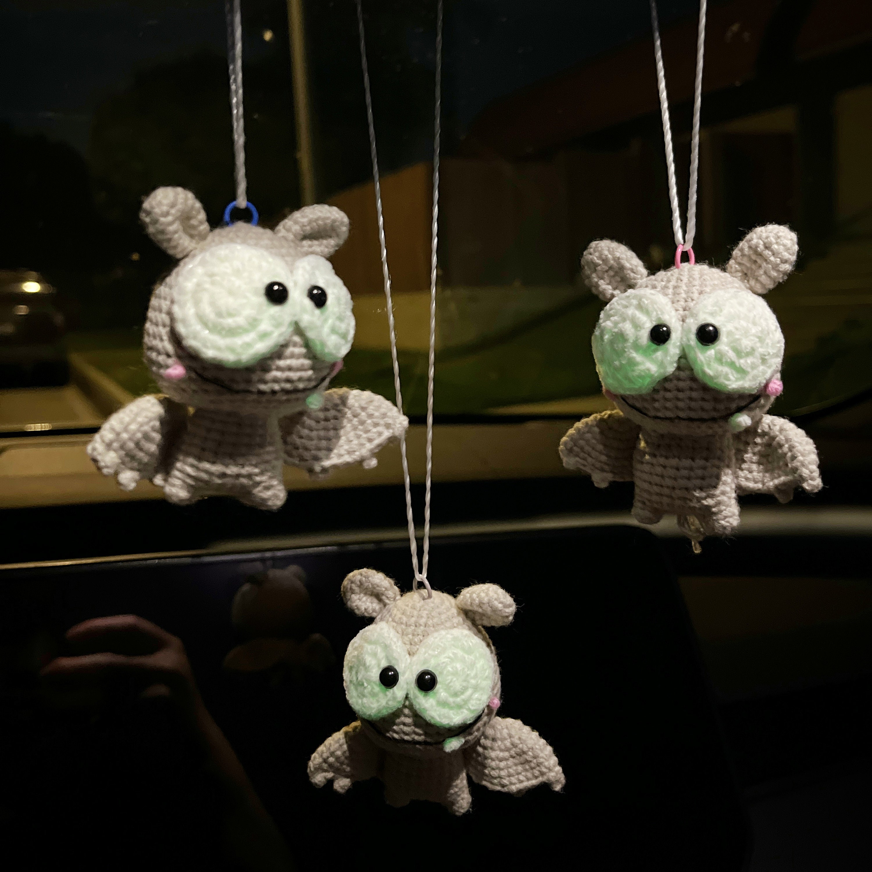 Dancing Piggy Car Hanging Accessory, Crochet Animals Rear View Mirror  Accessory, Cute Car Accessories Interior, Anime Interior Car Accessory 