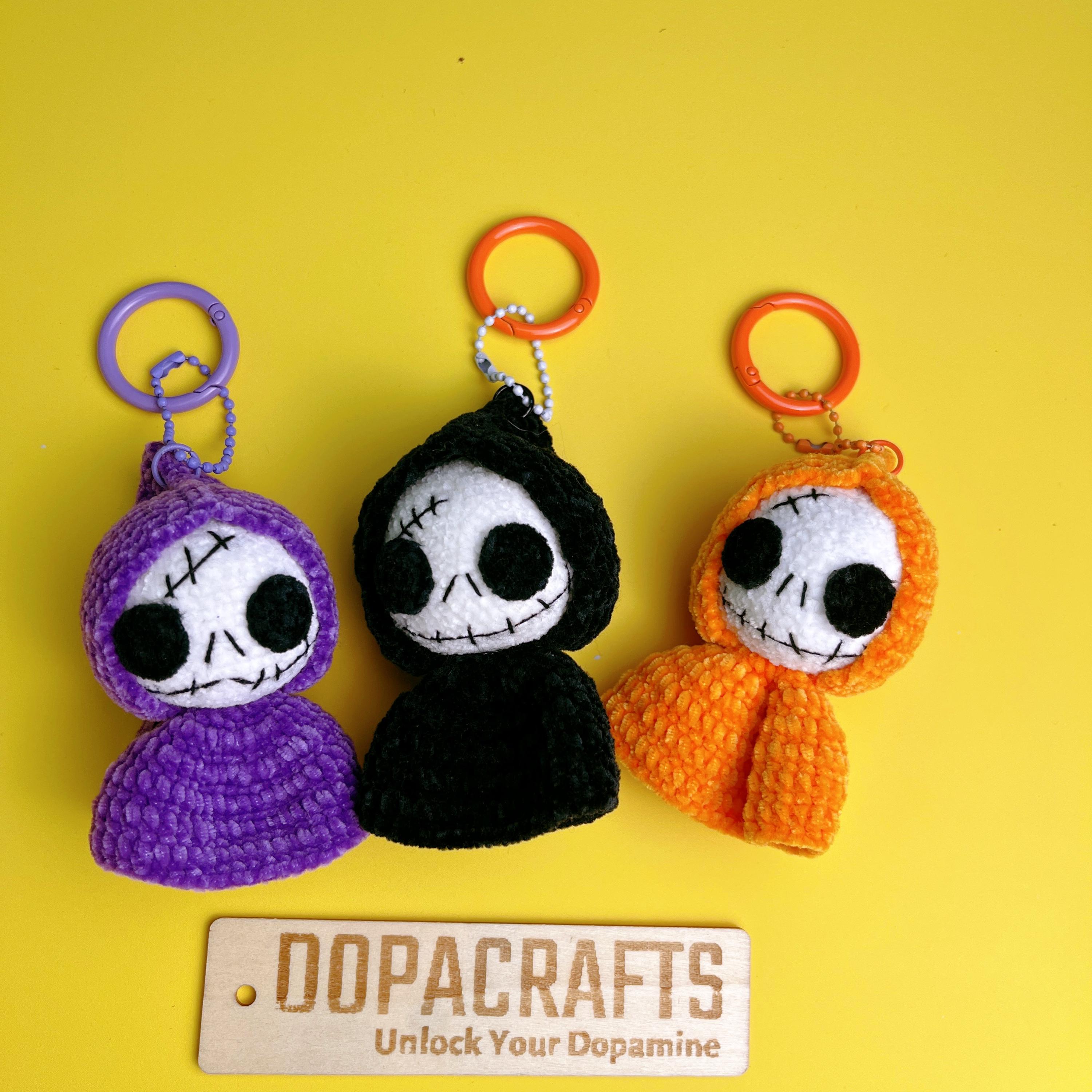 かぎ針編みのジャック・スケリントン人形：手作りハロウィンホラー