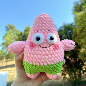 Patrick Star Crochet Plush: Handmade Pink Starfish Amigurumi