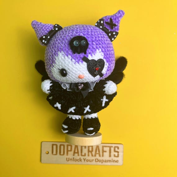 クロミかぎ針編みサンリオドール|あみぐるみクロミ人形 |手作りクロミ