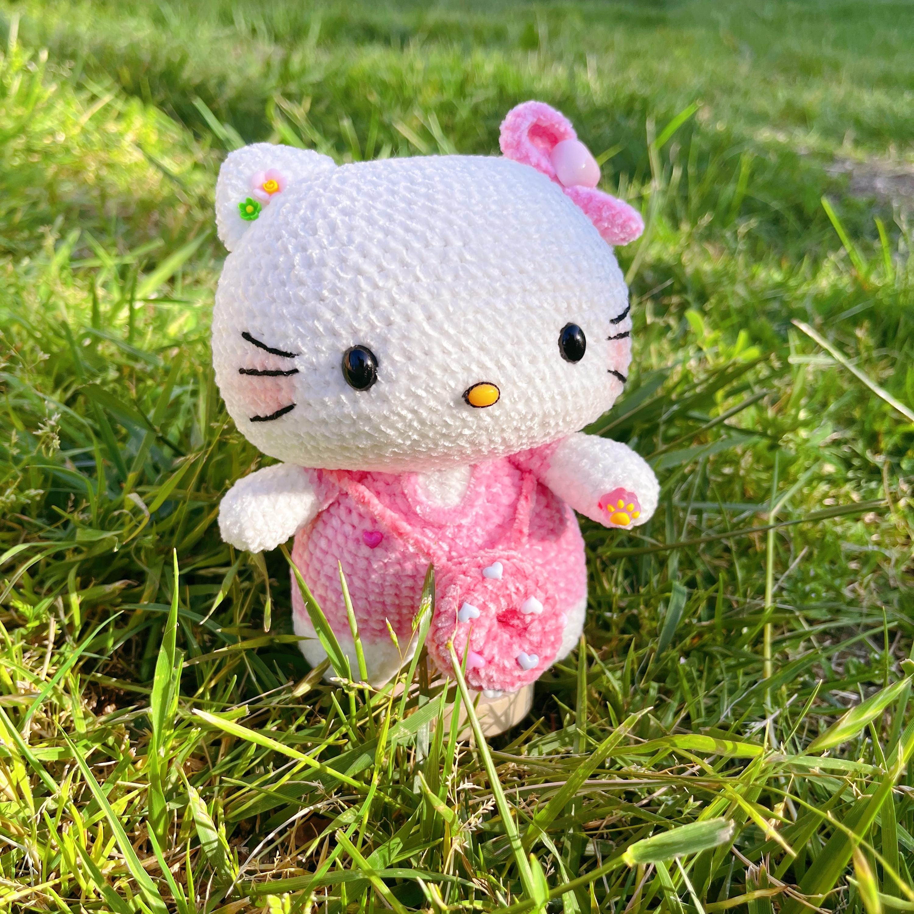 ピンクのハローキティかぎ針編み｜ドーナツ風あみぐるみぬいぐるみ