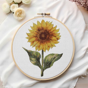 Sunflower Cross Stitch Pattern, Floral Cottage Decor (PDF Download)