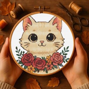 Gebloemd katje-borduurpatroon – eenvoudig borduren voor beginners (pdf-patroon)