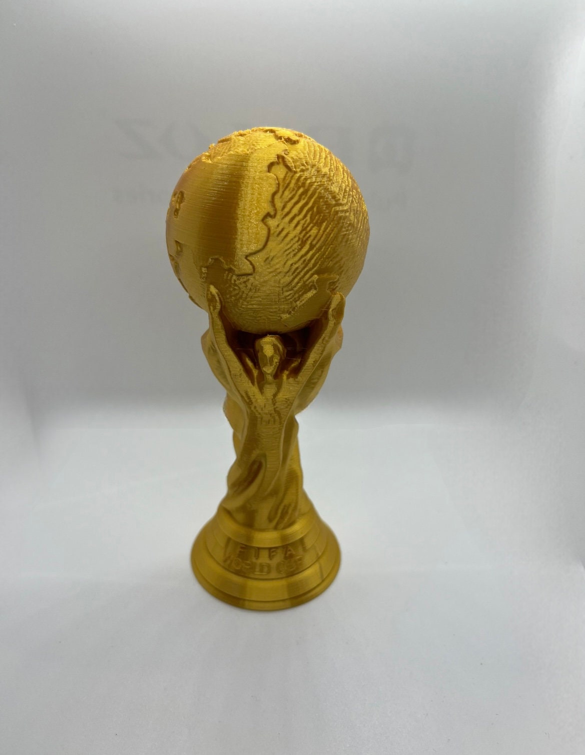 LNGODEHO 2022 World Cup Replica Trophy in Display Case, Resin Sculpture,  Own a World Soccer's Biggest Prize (10.6 inch)